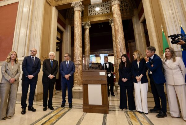 Alla Camera la borsa che il giudice Borsellino aveva con sé il giorno della strage di via d'Amelio.
